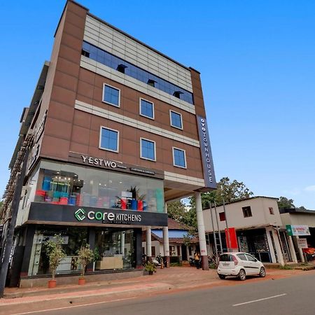 מלון Tullipurmbu Oyo Townhouse 1070 Ramis Plaza מראה חיצוני תמונה