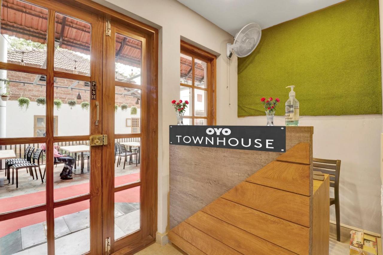 מלון Tullipurmbu Oyo Townhouse 1070 Ramis Plaza מראה חיצוני תמונה